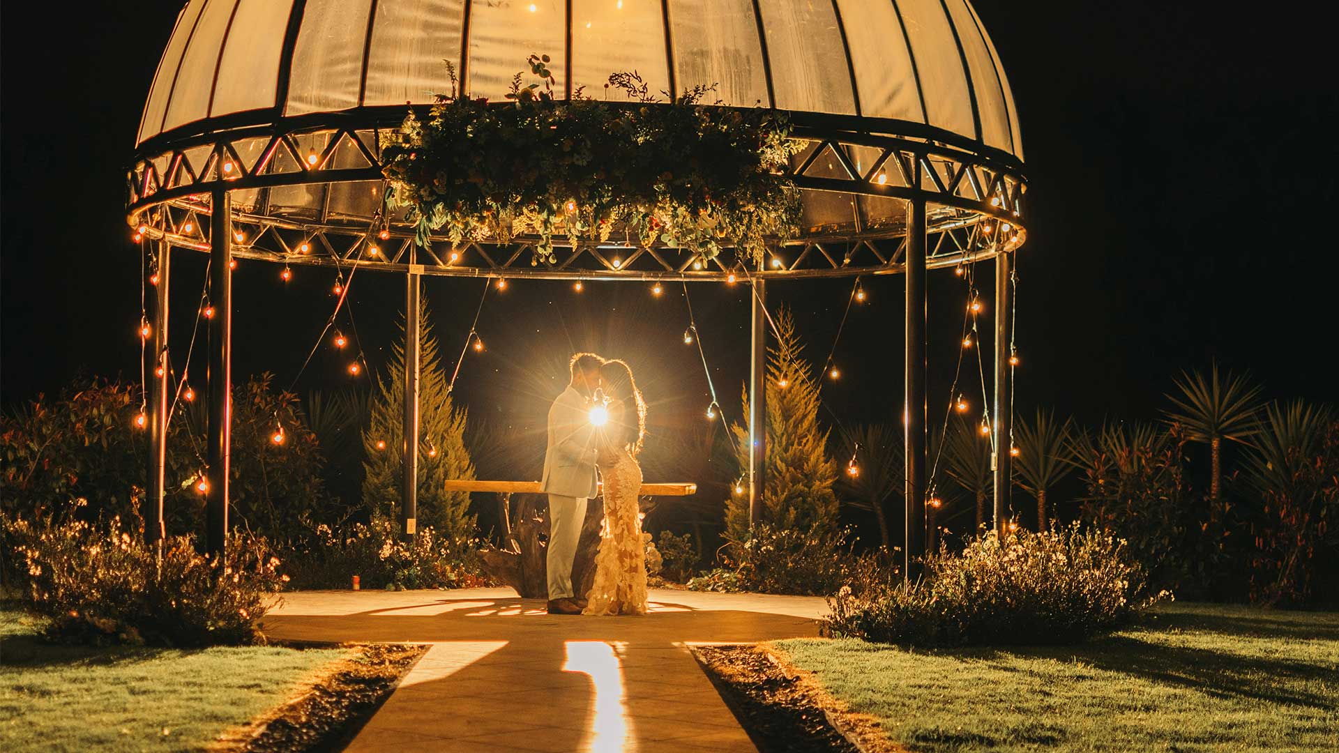 home-wedding-